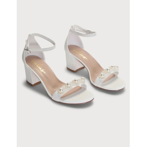 Lulus Shoes - Lulus kutest white Pearl ankle strap heels size 7, worn once for a bridal shower
